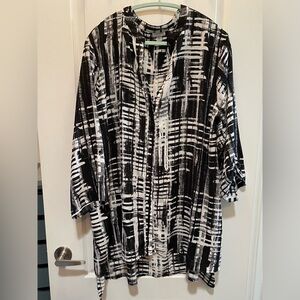 Avenue Blouse Size 30/32